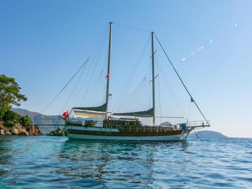 Gulet Luxury Yacht for charter in Selimiye (Turkey)