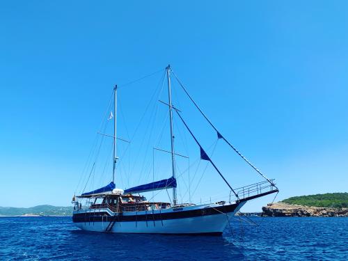 Yacht Gulet chartern in Roda de Bera