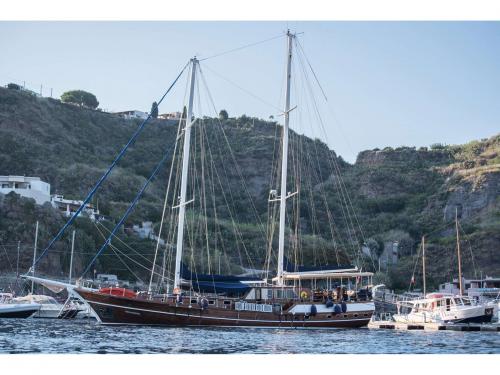 Sailing yacht Gulet available for charter in Milazzo