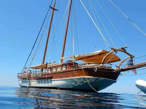Sailing yacht Gulet for rent in Salerno Marina