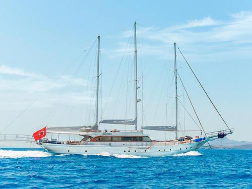Segelyacht Gulet Yachtcharter in Netsel Marmaris Marina