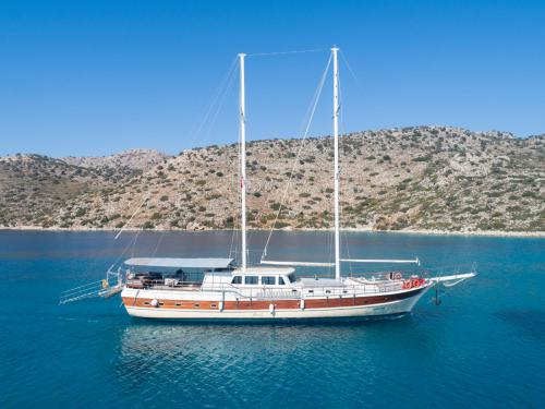Sailboat Gulet for charter in Adakoy Marina