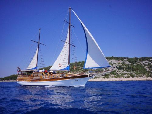 Segelboot Gulet chartern in Trogir
