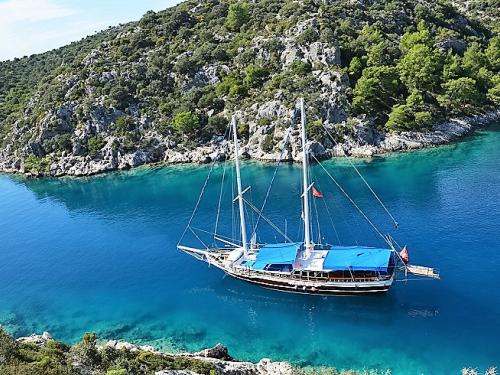 Yacht Gulet for rent in Mandraki marina