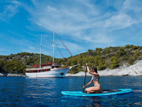 Sailing yacht Gulet for rent in Jesenice
