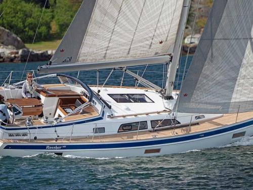 Segelboot Hallberg Rassy 400 Yachtcharter in Heiligenhafen Yachthafen