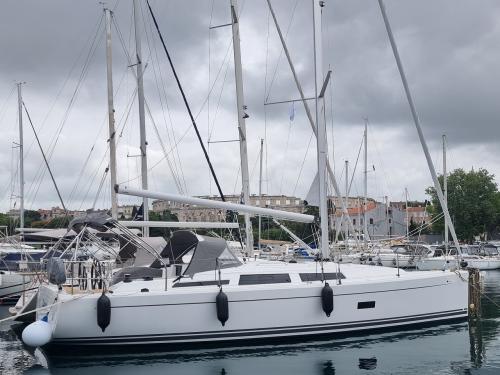 Segelboot Hanse 348 Yachtcharter in Pula