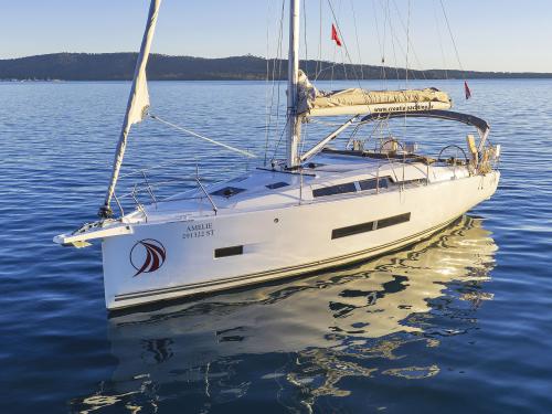 Segelboot Hanse 360 Yachtcharter in Marina Kastela