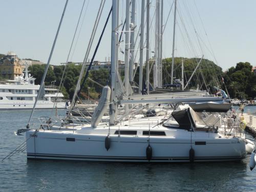 Segelboot Hanse 385 chartern in ACI Marina Pula
