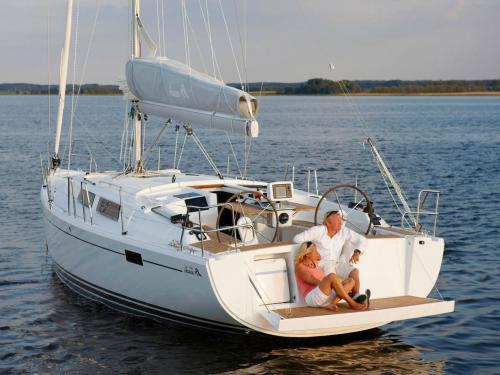 Yacht Hanse 385 Yachtcharter in Marina Alimos Kalamaki