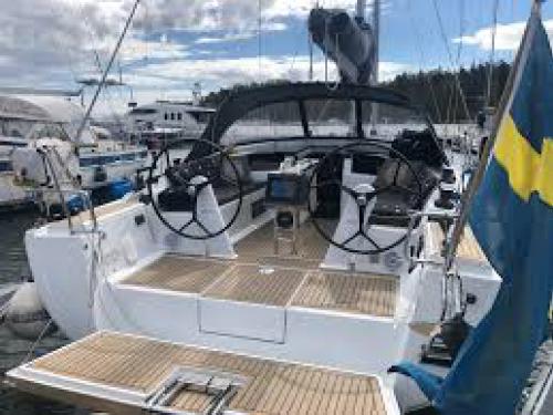 Yacht Hanse 388 chartern in Saltsjöbaden