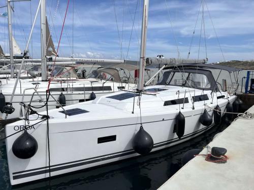 Segelyacht Hanse 388 Yachtcharter in Lavrio