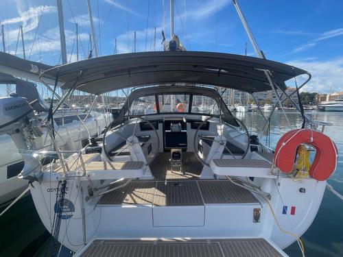 Segelyacht Hanse 388 chartern in Hyeres