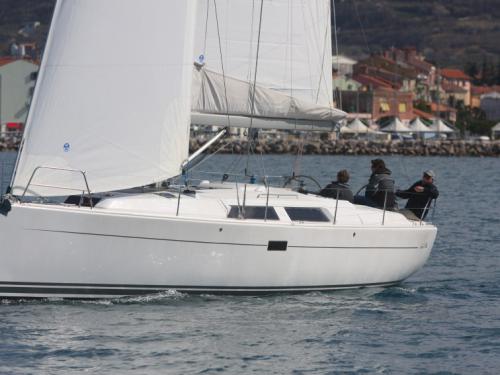 Segelboot Hanse 400 Yachtcharter in ACI Marina Pula