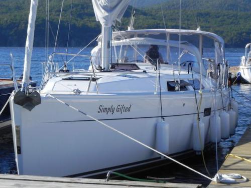 Sailing yacht Hanse 400 for charter in Road Town