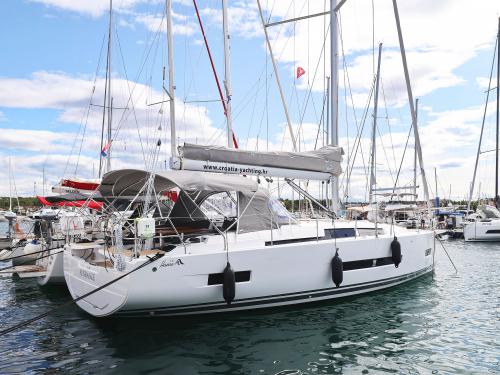 Yacht Hanse 410 chartern in Biograd na Moru