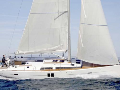Yacht Hanse 415 for hire in Port Lavrio