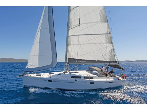 Yacht Hanse 415 chartern in Yachthafen von Lavrio