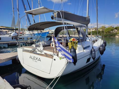 Segelboot Hanse 418 Yachtcharter in Lavrio