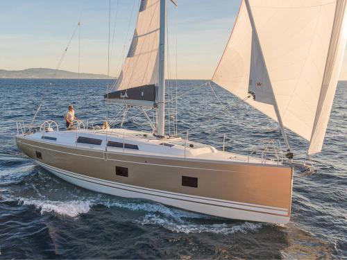 Segelyacht Hanse 418 chartern in Lavrio