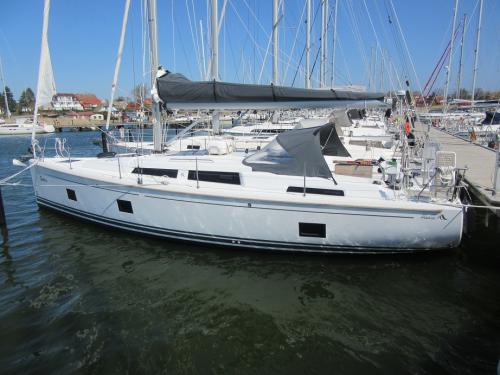 Segelyacht Hanse 418 chartern in Göteborg