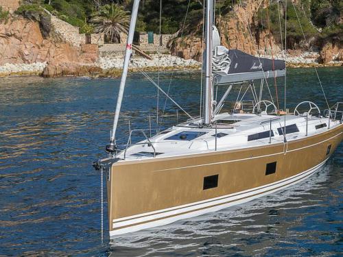 Segelyacht Hanse 418 Yachtcharter in Marina Punat