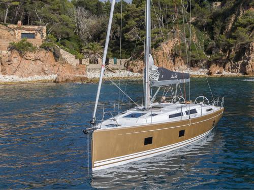 Segelyacht Hanse 418 Yachtcharter in Rogoznica