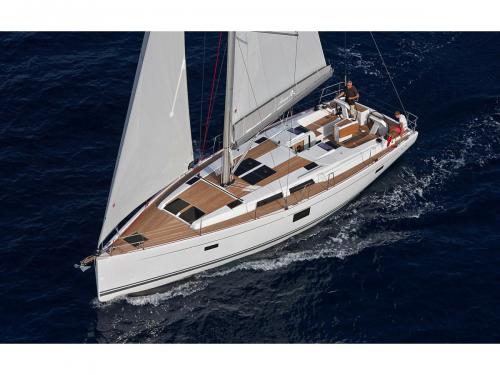 Sailboat Hanse 455 for hire in Nanaimo Harbour