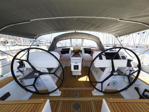 Segelyacht Hanse 458 Yachtcharter in Kastel Gomilica