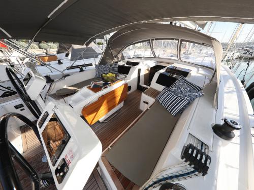 Sailing boat Hanse 458 for hire in Marina Seget Donji