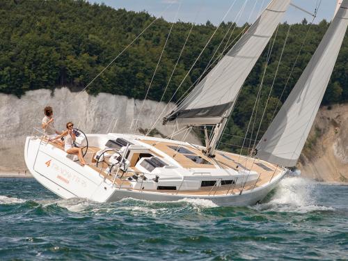 Segelboot Hanse 458 chartern in Göcek Marina