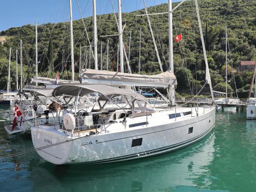 Segelyacht Hanse 458 Yachtcharter in Komolac Segelyacht Hanse 458 Yachtcharter in Komolac