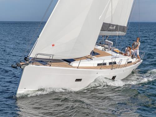 Sailing yacht Hanse 458 available for charter in Puntone