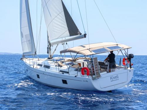 Segelyacht Hanse 458 chartern in Yachthafen von Lavrio