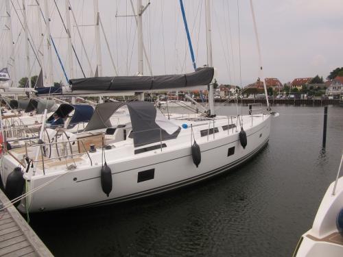 Sailing yacht Hanse 458 available for charter in Saltsjobaden