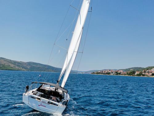 Segelyacht Hanse 460 Yachtcharter in Seget
