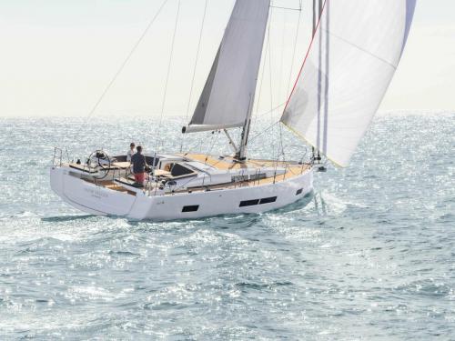 Sailing boat Hanse 460 for hire in Marina Punat