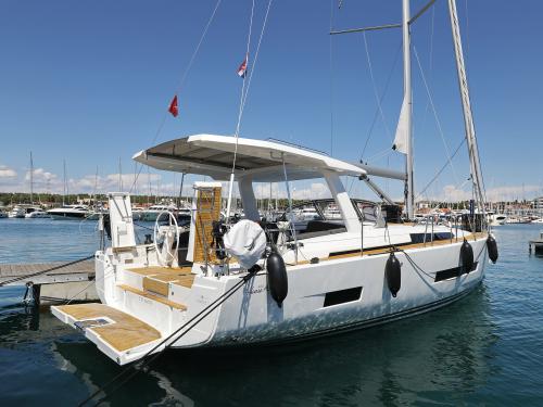 Sailboat Hanse 460 for charter in Marina Kornati