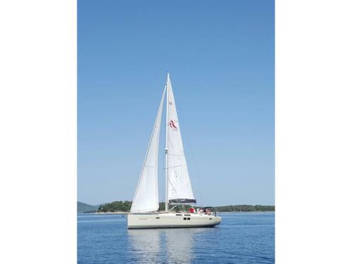 Segelyacht Hanse 505 Yachtcharter in Skradin