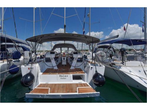 Yacht Hanse 505 for rent in Biograd na Moru