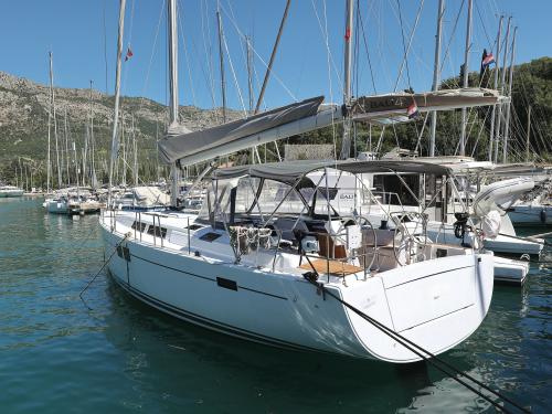 Yacht Hanse 505 for hire in Dubrovnik