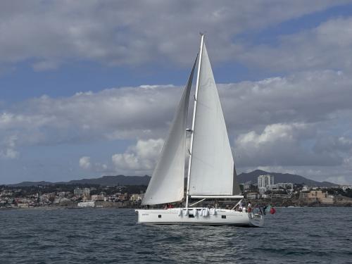 Sailboat Hanse 508 for hire in Cascais