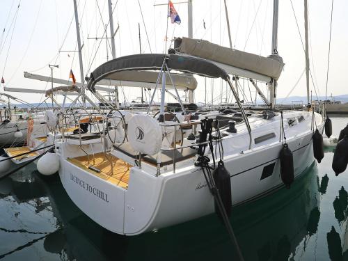 Segelyacht Hanse 508 chartern in Kastel Gomilica