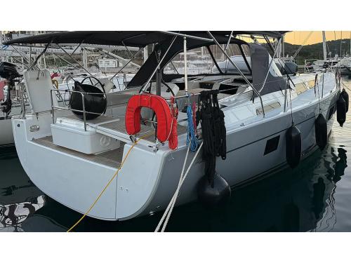 Sailing yacht Hanse 508 for charter in Lefkas