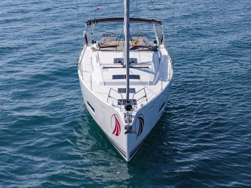 Sailing yacht Hanse 510 for charter in Marina Dalmacija