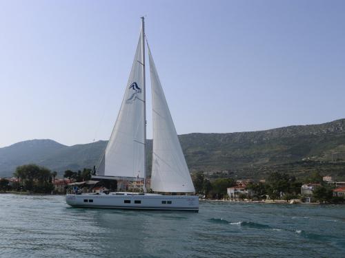 Sailing boat Hanse 548 for rent in Marina Kastela