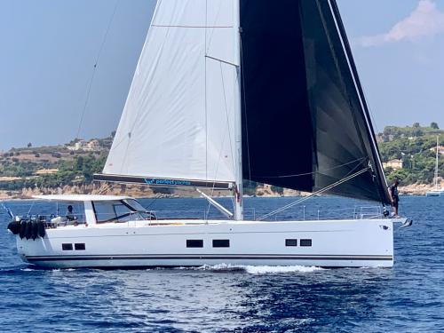 Yacht Hanse 588 for rent in Port Lavrio