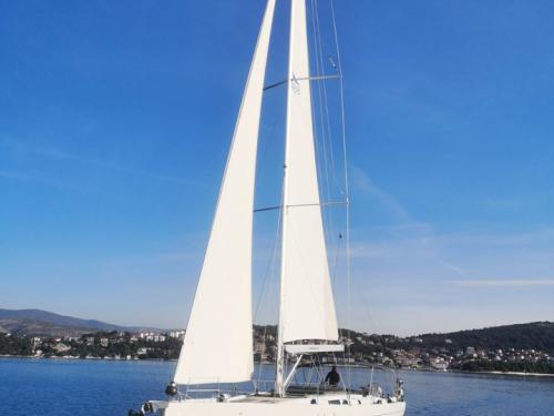 Segelyacht Hanse 588 chartern in Seget