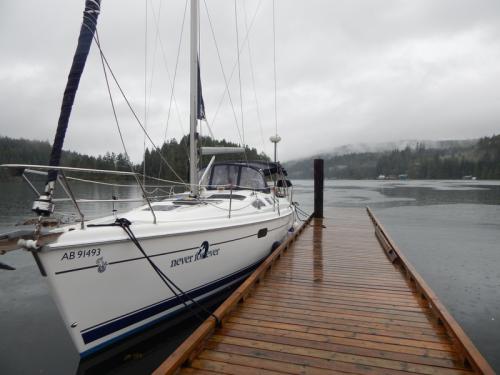 Sailing yacht Hunter 386 for charter in Nanaimo
