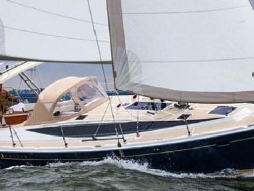 Segelboot Hunter 40 Yachtcharter in Saint Petersburg